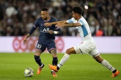 巴塞罗那惊天逆转西甲榜首，梅西苏亚雷斯决战冠军争夺战