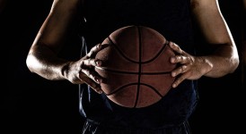 湖人76人5换2交易传闻：NBA风云变幻下的争冠格局变动